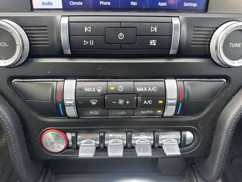 2022 Ford Mustang Mach 1