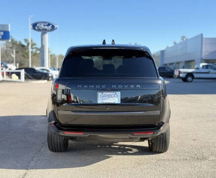 2024 Land Rover Range Rover P400 SE LWB