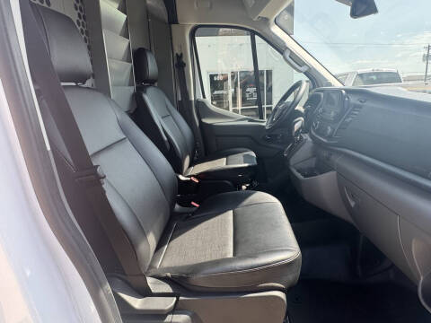 2023 Ford Transit 250