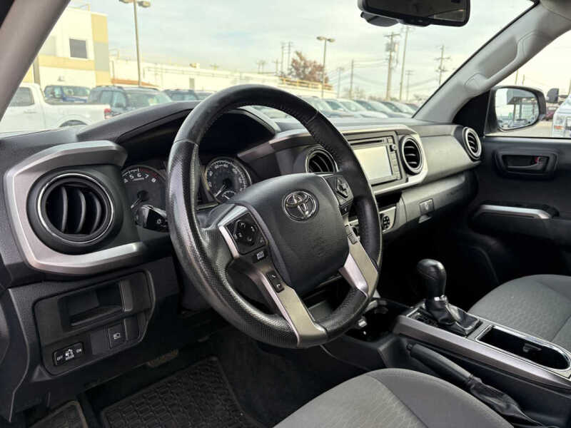 2018 Toyota Tacoma SR5 V6