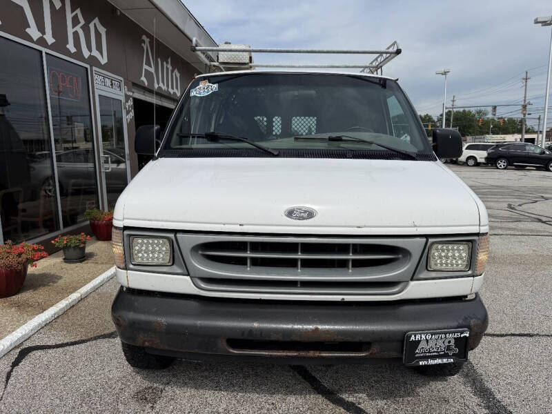 2000 Ford E-250