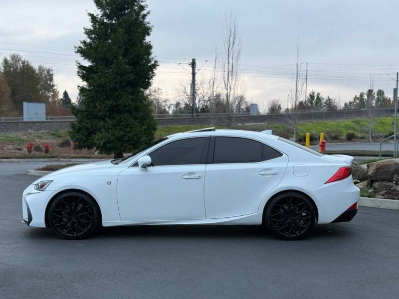 2017 Lexus IS 200t