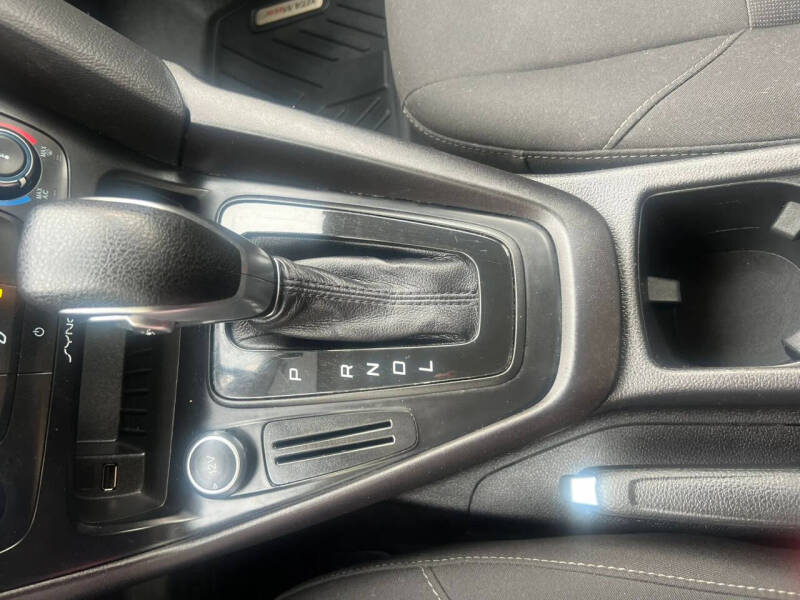 2017 Ford Focus S