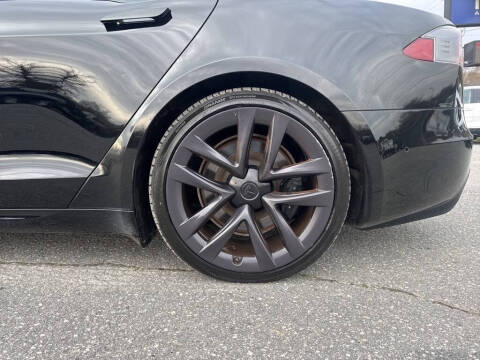 2021 Tesla Model S Plaid