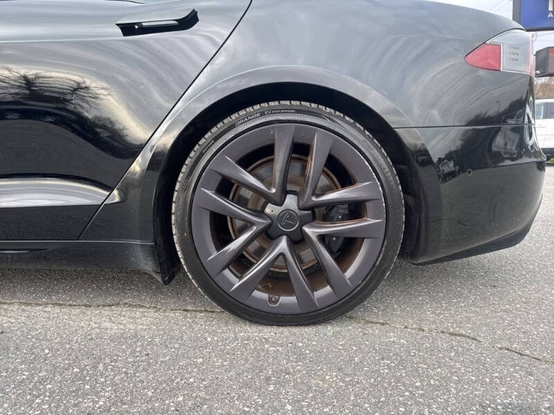2021 Tesla Model S Plaid