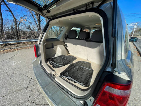 2011 Ford Escape XLS