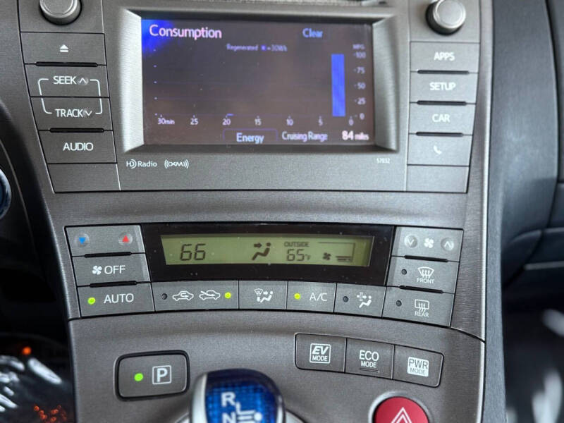 2013 Toyota Prius Three