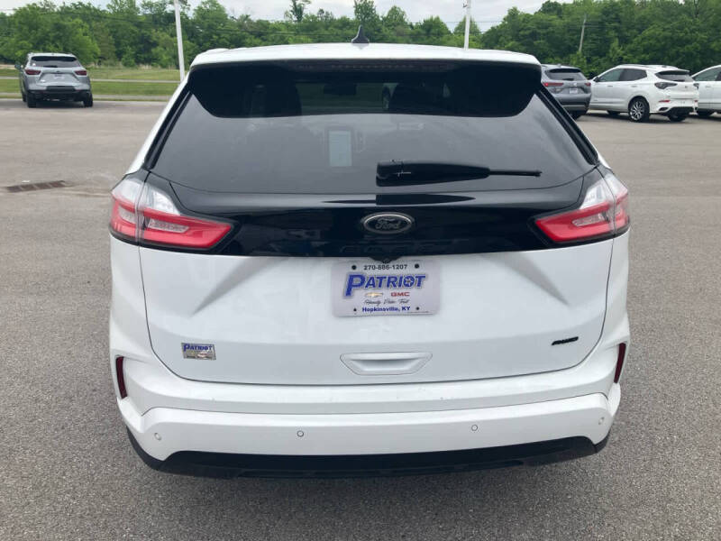 2022 Ford Edge SE