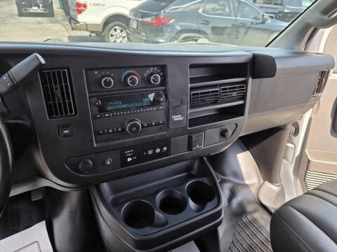 2017 Chevrolet Express 2500