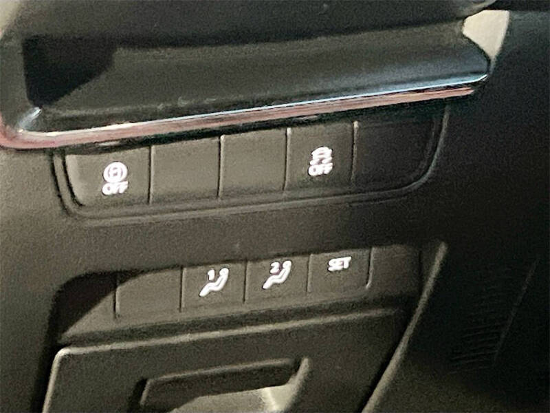 2023 Mazda Mazda3 Hatchback 2.5 S Carbon Edition