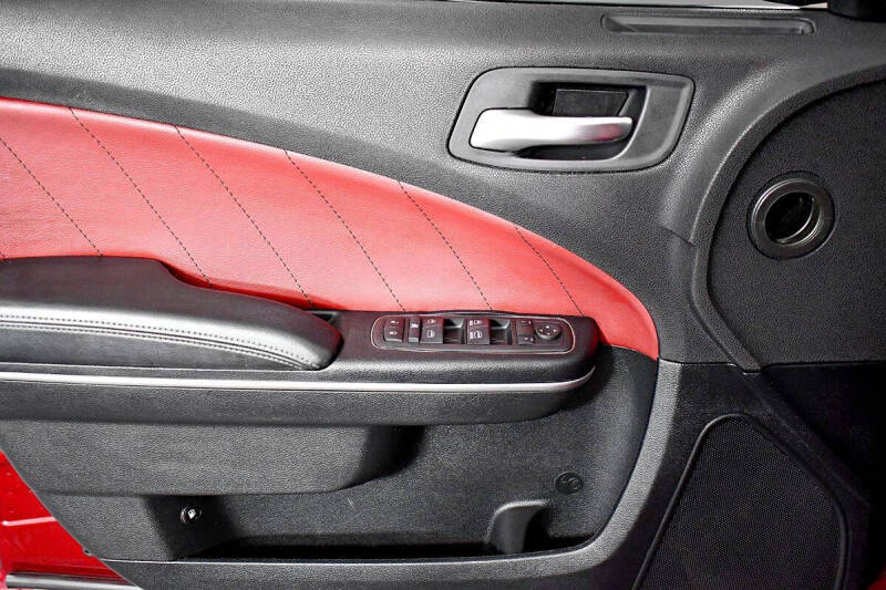 2018 Dodge Charger SXT