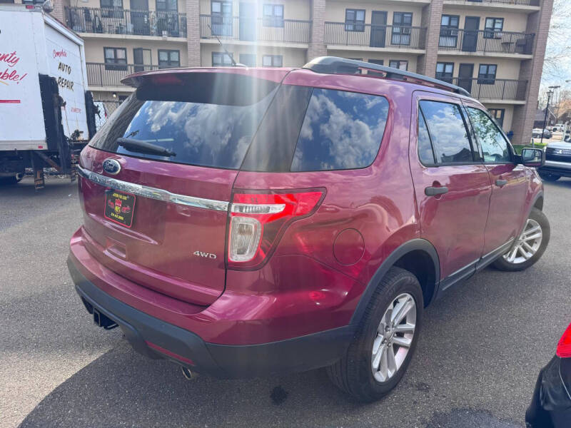 2015 Ford Explorer