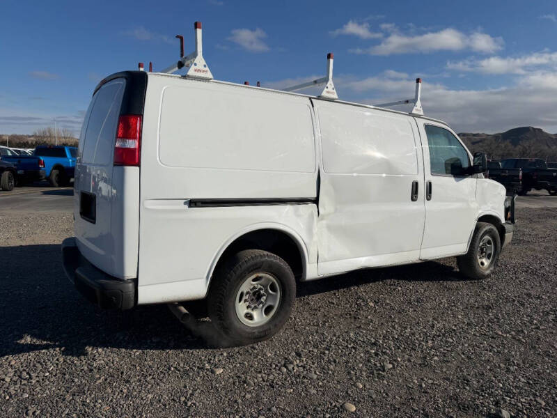 2020 Chevrolet Express 2500