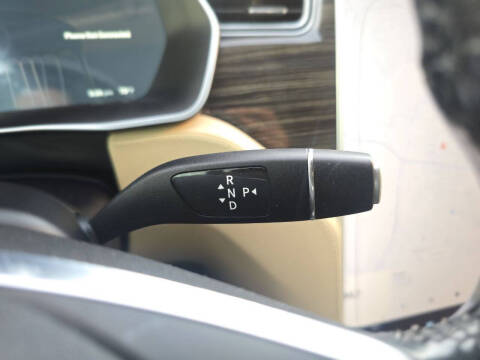 2016 Tesla Model S 70