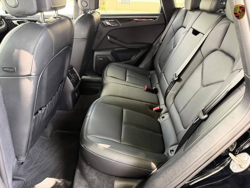 2021 Porsche Macan