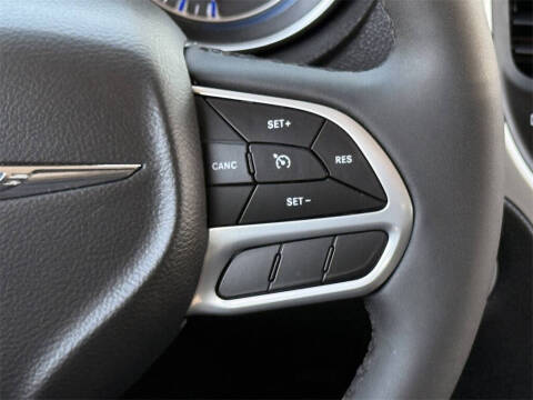 2022 Chrysler 300 Touring