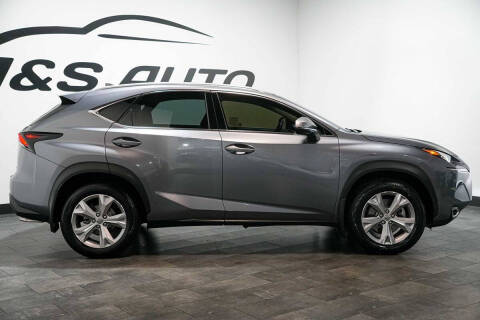 2017 Lexus NX 200t
