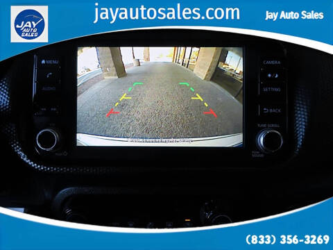 2022 Nissan Kicks SV