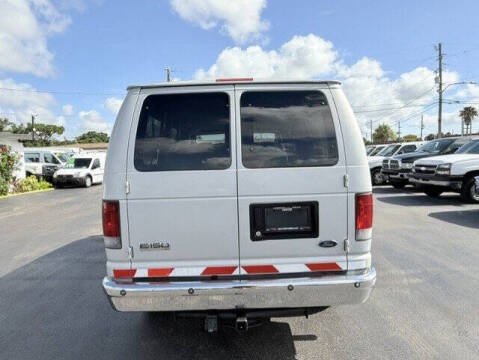 2008 Ford E-Series E-150 XLT