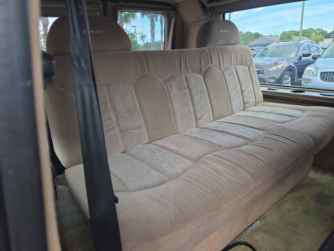 2003 Ford E-Series E-250 SD