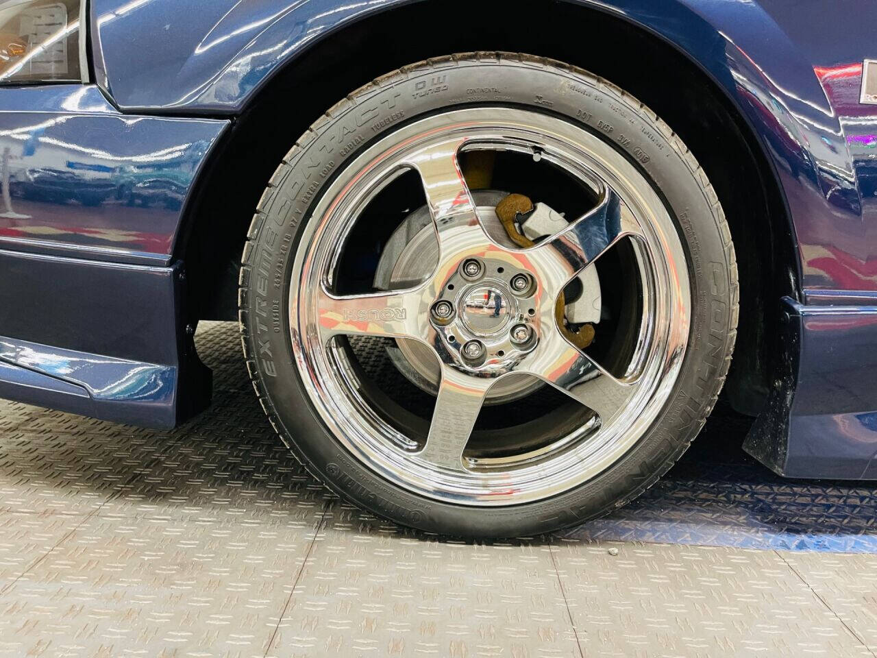 2001 Ford Mustang 29