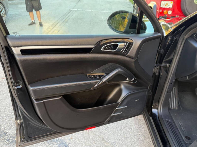 2014 Porsche Cayenne