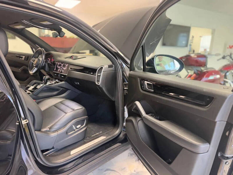 2021 Porsche Cayenne