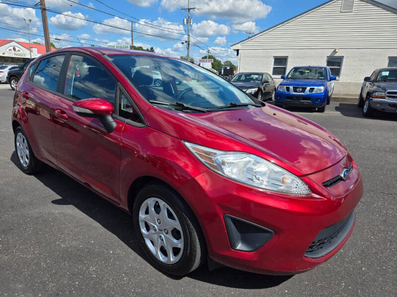 2013 Ford Fiesta SE