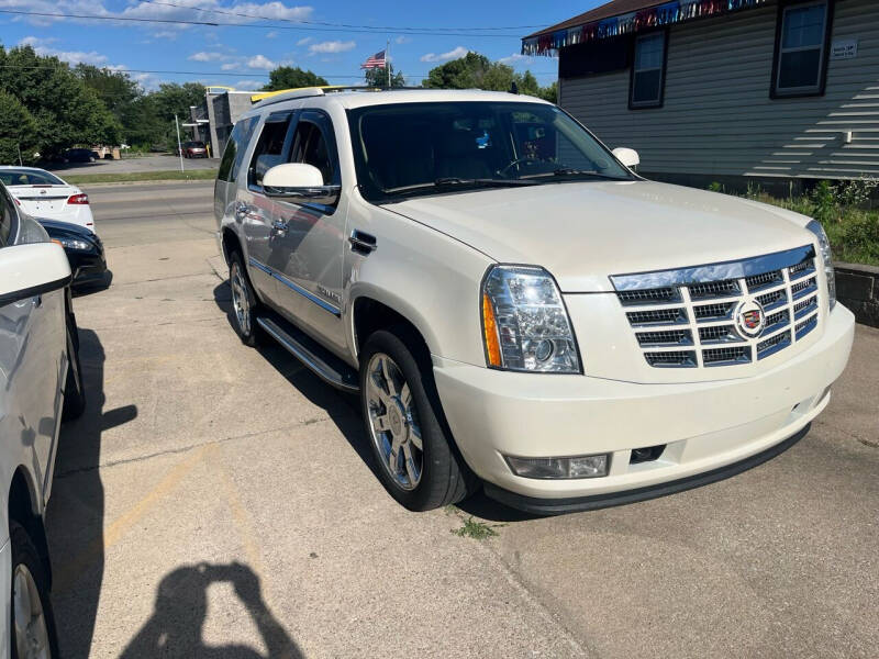 2012 Cadillac Escalade Luxury
