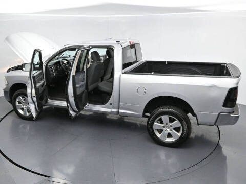 2015 RAM 1500 SLT