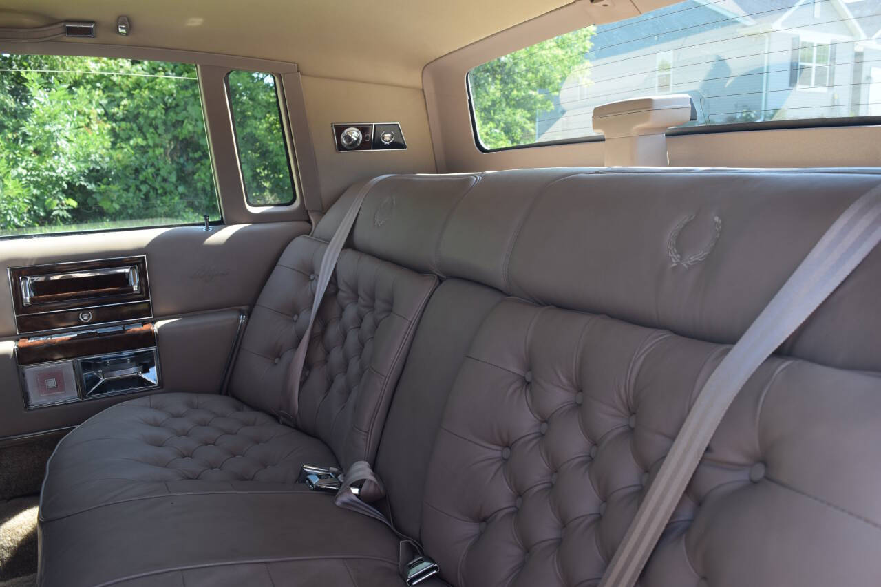 1991 Cadillac Brougham 134