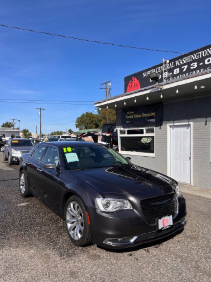 2018 Chrysler 300 for sale at NCW AUTO GROUP in Kennewick, WA