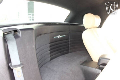 2004 Ford Thunderbird Deluxe