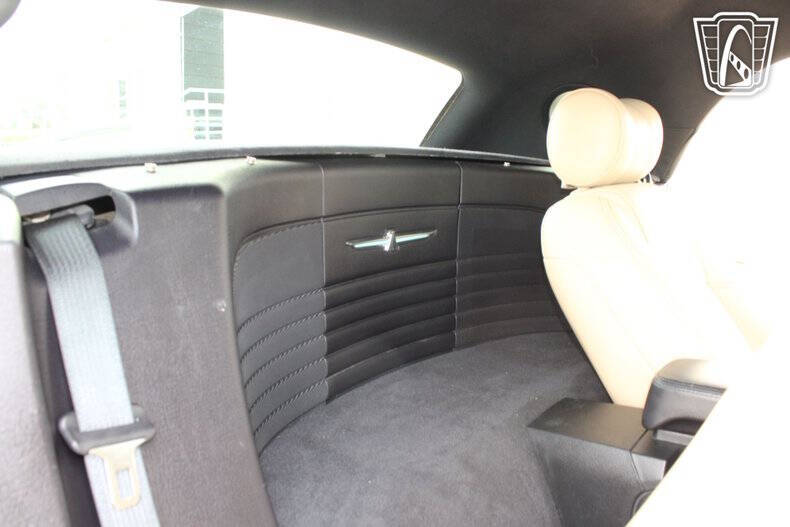 2004 Ford Thunderbird Deluxe