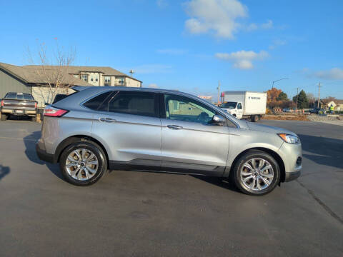 2024 Ford Edge Titanium