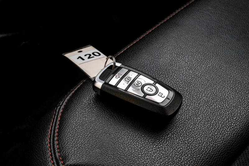 2022 Ford Explorer ST-Line