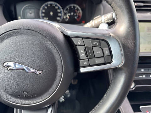 2018 Jaguar F-PACE S