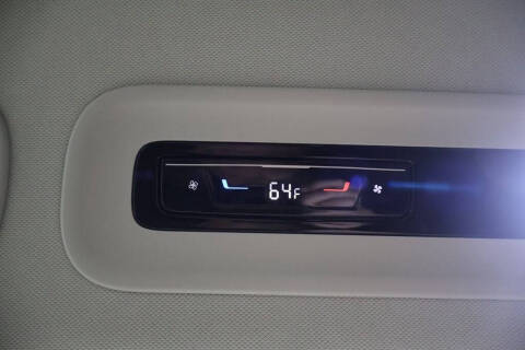 2025 Volkswagen ID. Buzz Pro S Plus 4Motion