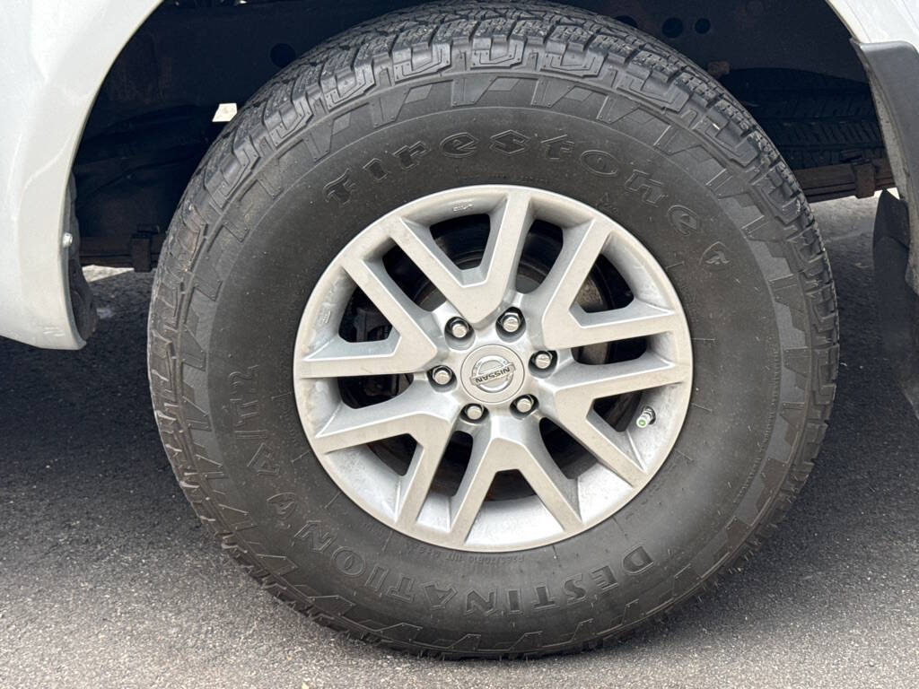 Gray 2017 Nissan Frontier SV 24