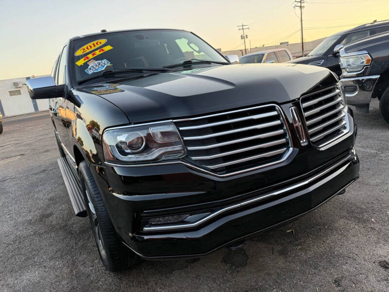 2016 Lincoln Navigator Select photo 39