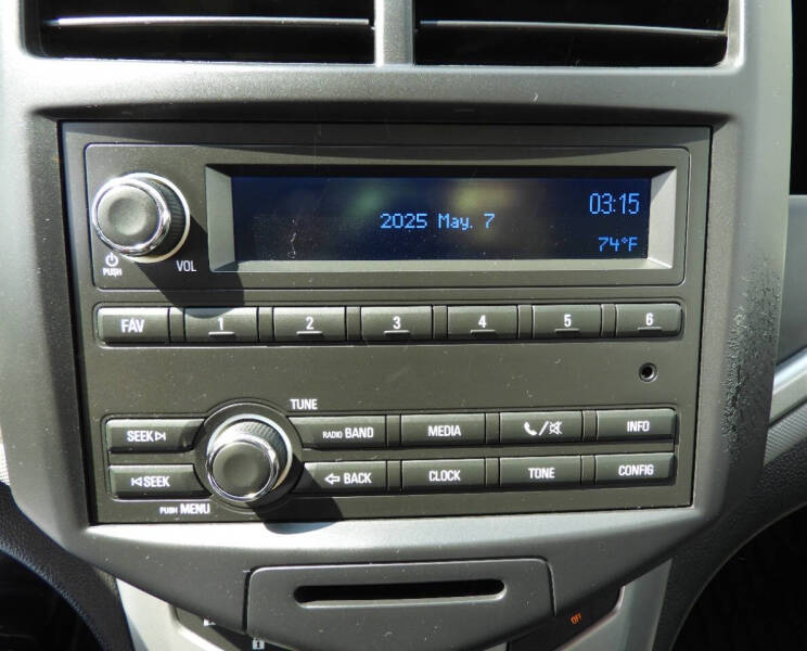 2016 Chevrolet Sonic LS Auto