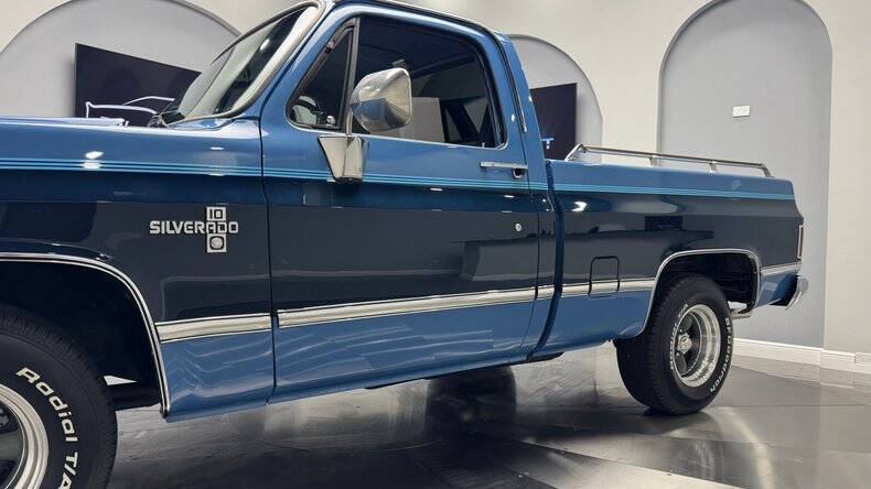 1987 Chevrolet R/V 10 Series