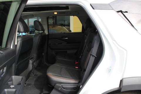 2023 Nissan Pathfinder Platinum