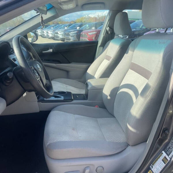 2014 Toyota Camry LE