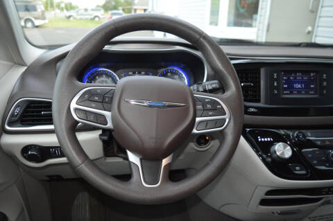 2017 Chrysler Pacifica LX