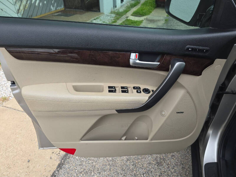 2014 Kia Sorento LX