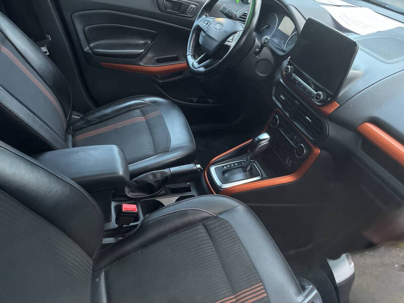 2018 Ford EcoSport SES