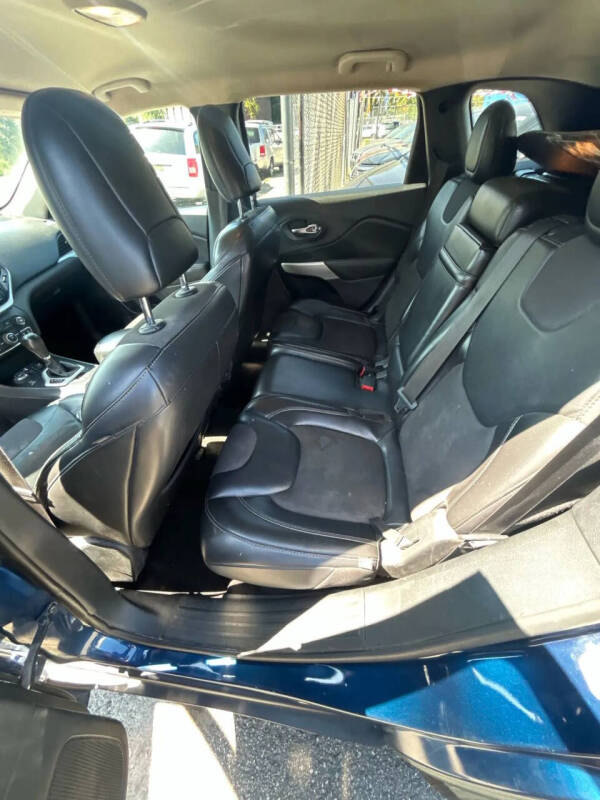 2018 Jeep Cherokee Latitude Plus