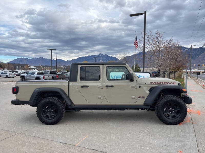 2022 Jeep Gladiator Mojave