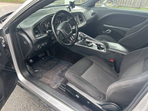 2016 Dodge Challenger SXT